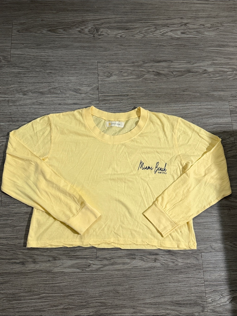 Ocean Drive Light Yellow Miami Beach Long Sleeve Crop Tee Sz L